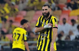 ＂3-0！山东魏桥击败黄石，王楚钦率队卫冕，队史四夺乒超冠军